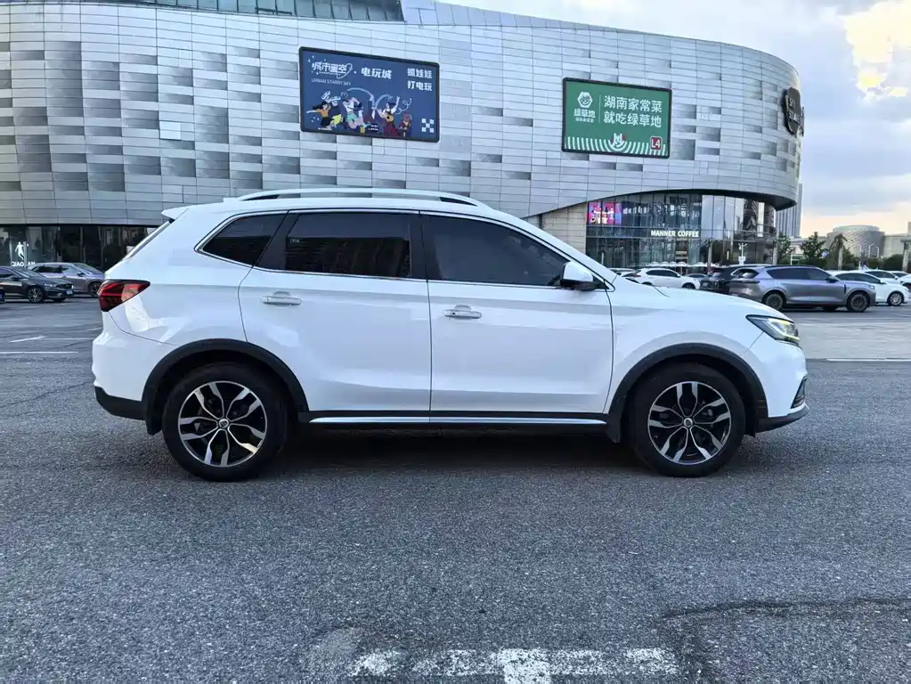 Roewe RX5 2020 — фото 11