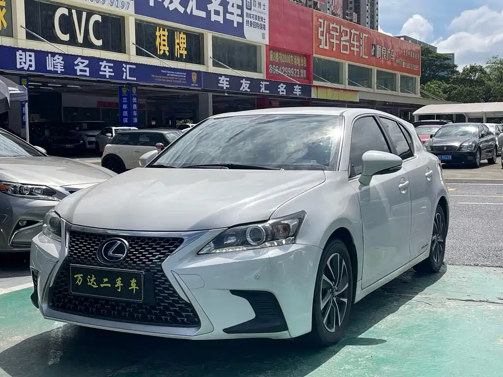 Lexus CT 2018