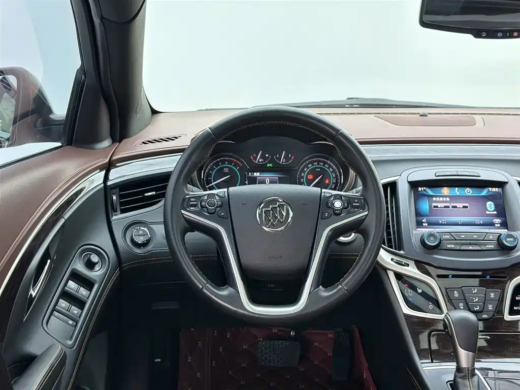 Buick LaCrosse 2015 — фото 16