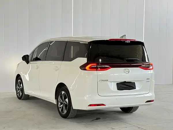 GAC Trumpchi M6 2022