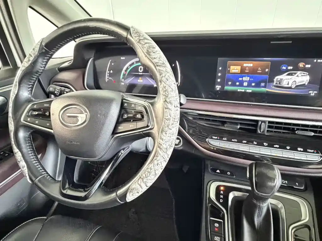 GAC Trumpchi M6 2022 — фото 12