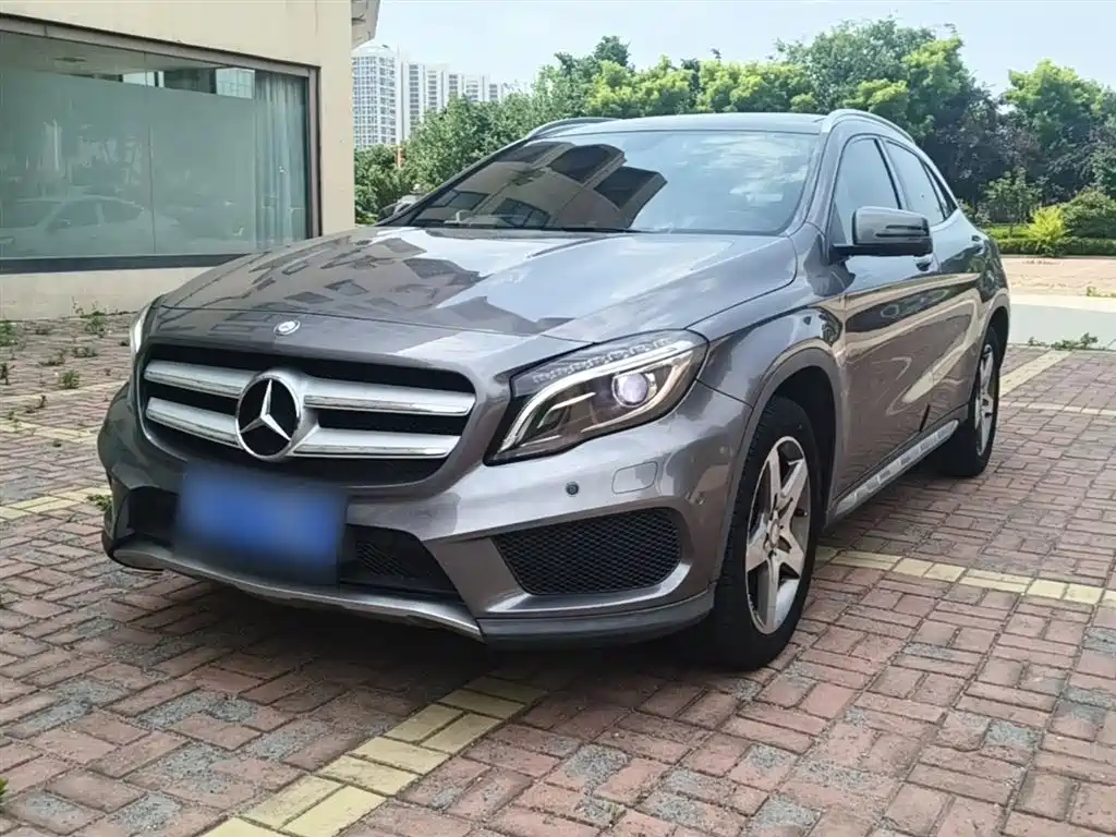 Mercedes-Benz GLA 2014 — фото 1