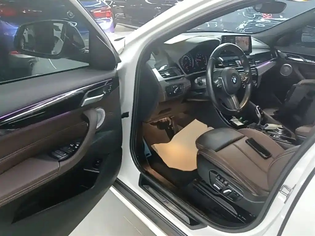 BMW X2 2021 — фото 16