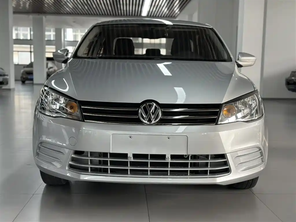Volkswagen Jetta 2015 — фото 24
