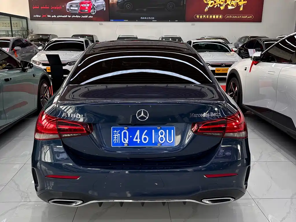 Mercedes-Benz A-Class 2019 — фото 11