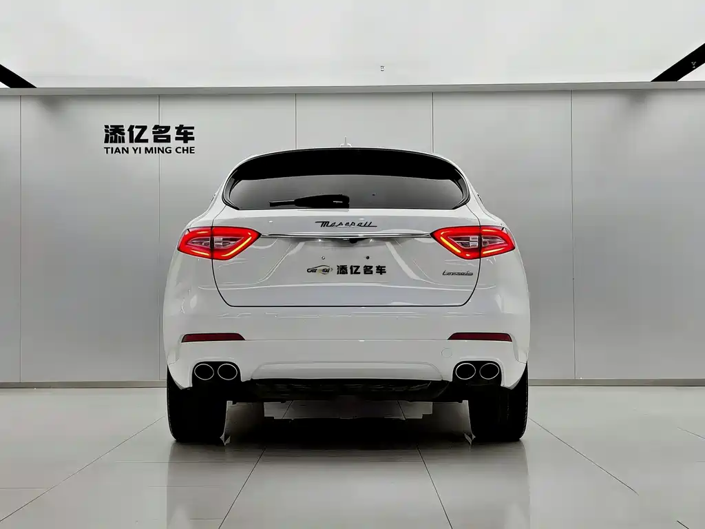 Maserati Levante 2017 — фото 6