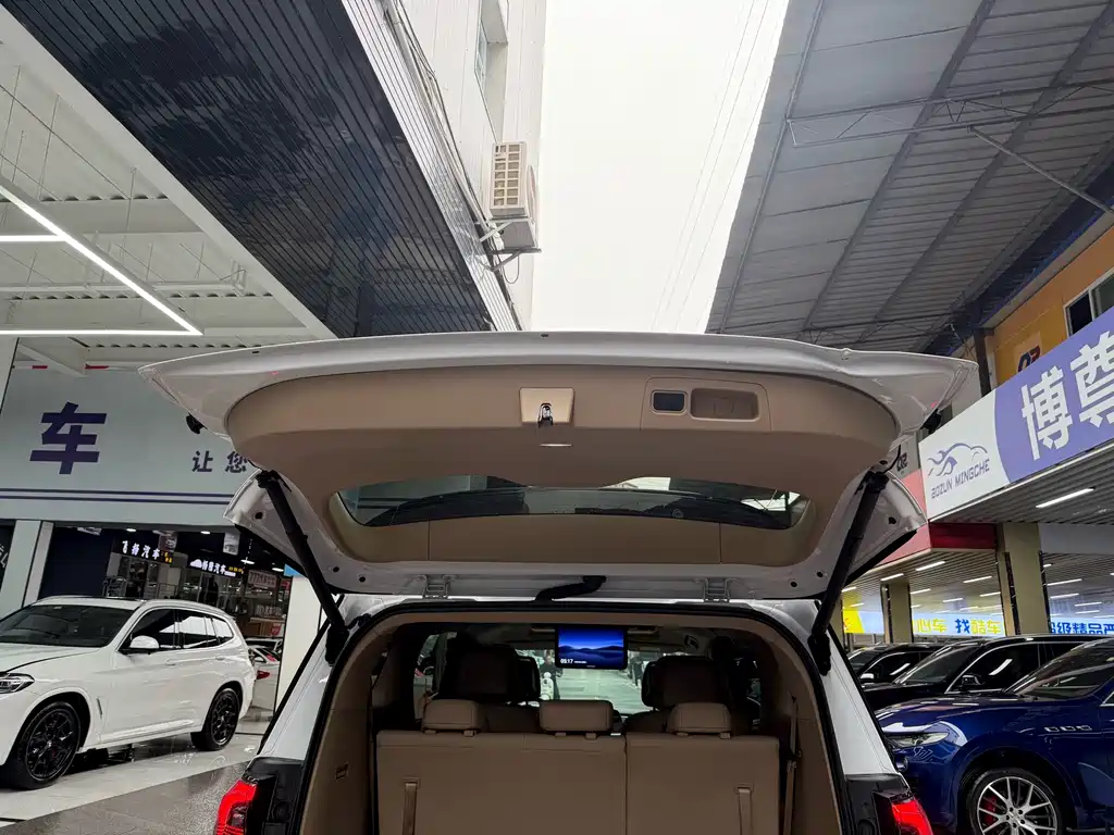 Buick GL8 New Energy 2025 — фото 20