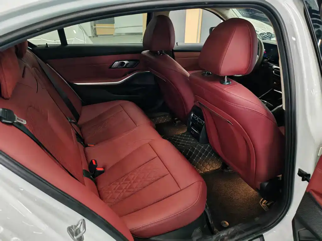 BMW 3 Series 2023