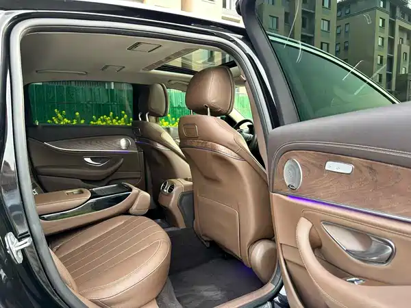 Mercedes-Benz E-Class 2016