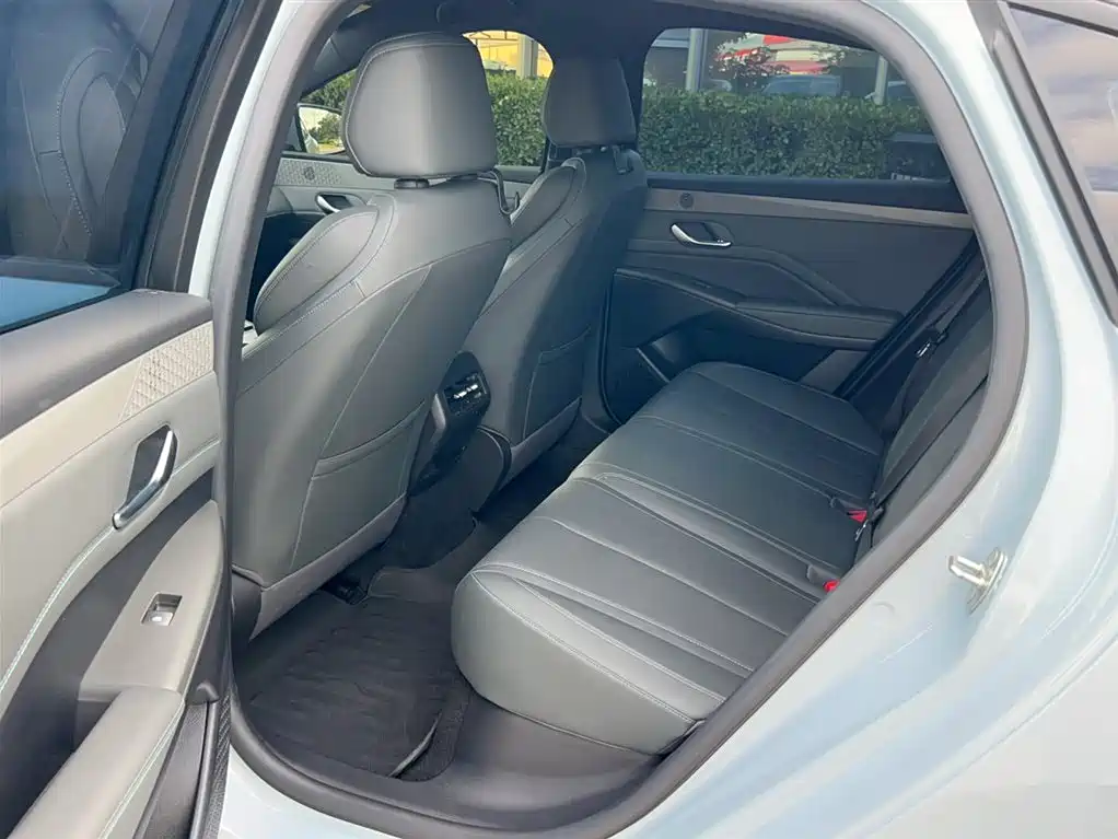 BYD Qin PLUS 2025 — фото 13