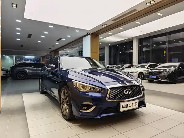Infiniti Q50L 2018