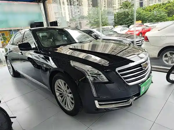 Cadillac CT6 2017