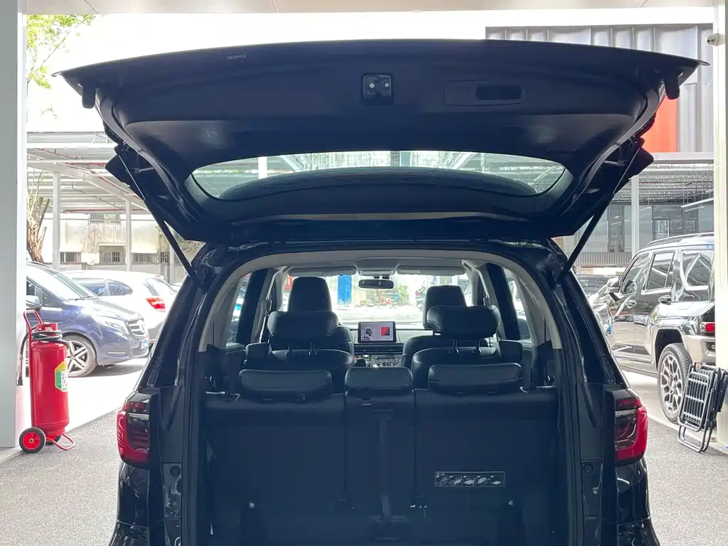 Honda Odyssey 2023 — фото 16