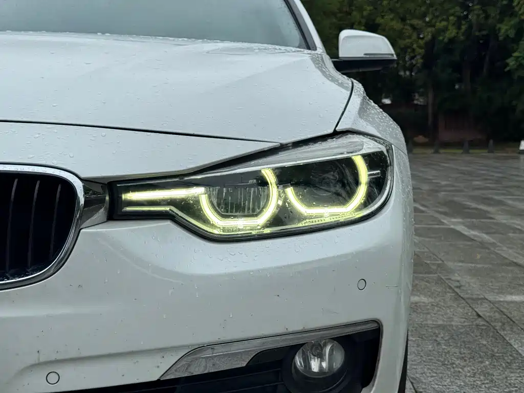 BMW 3 Series 2016 — фото 4