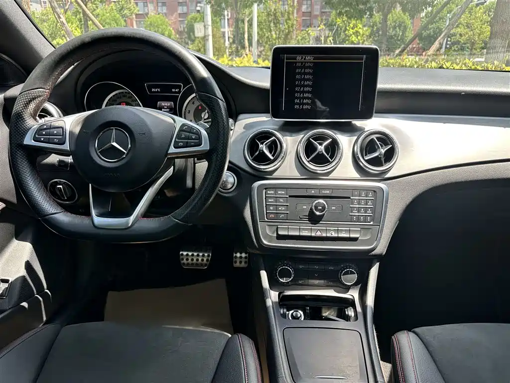 Mercedes-Benz CLA 2016 — фото 3
