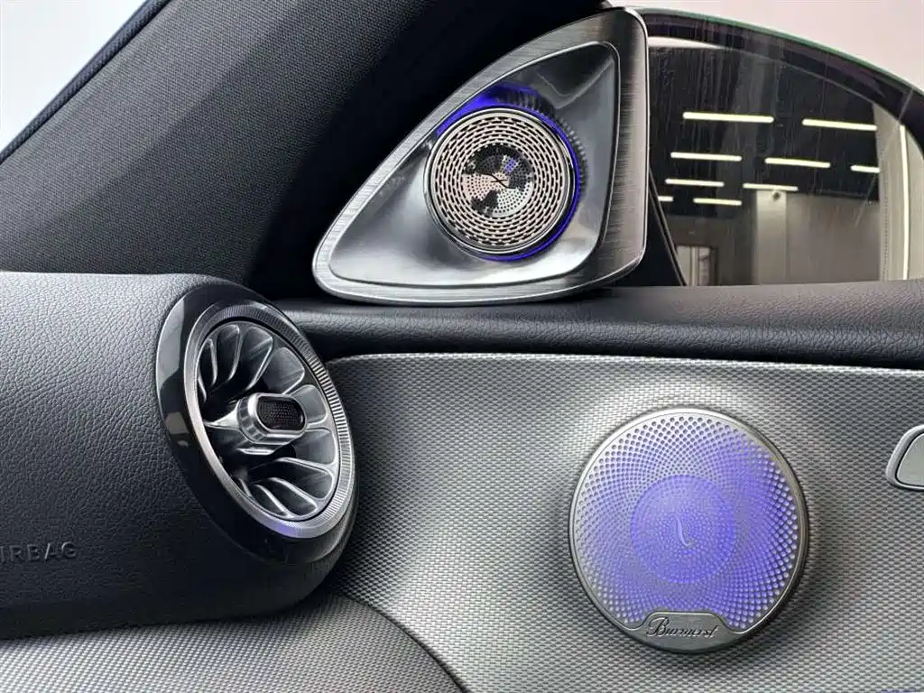 Mercedes-Benz E-Class 2019 — фото 10