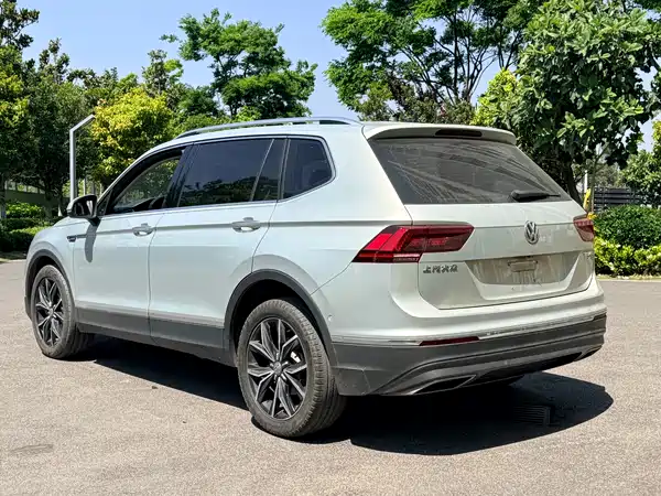 Volkswagen Tiguan L 2019