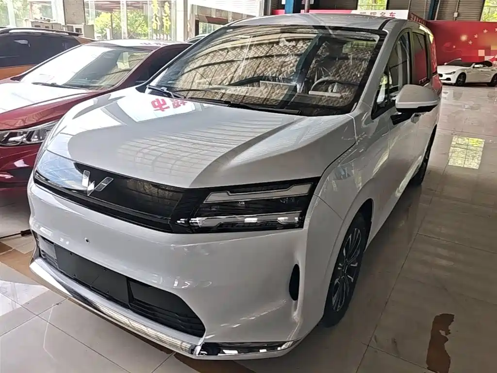 Wuling Starlight 730 EV 2026 — фото 2