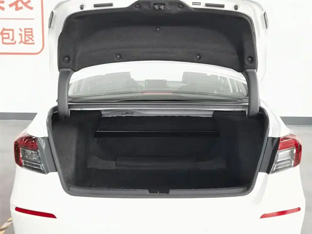 Honda Civic 2025 — фото 16