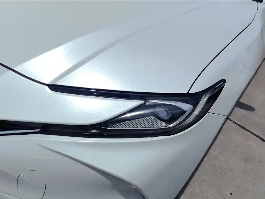 Toyota Camry 2025 — фото 5