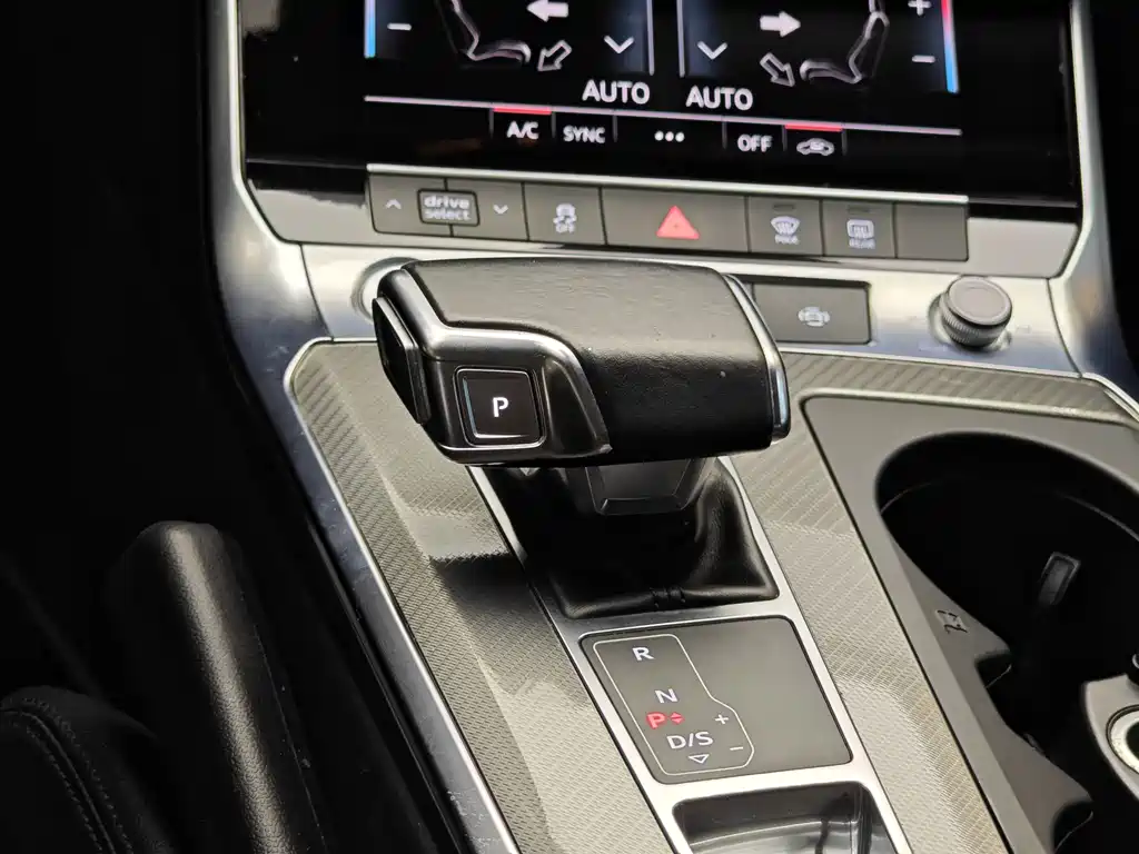 Audi A6 2020 — фото 18
