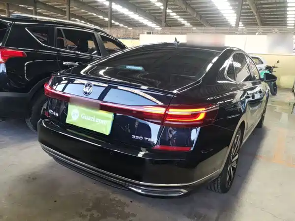 Volkswagen Passat 2022