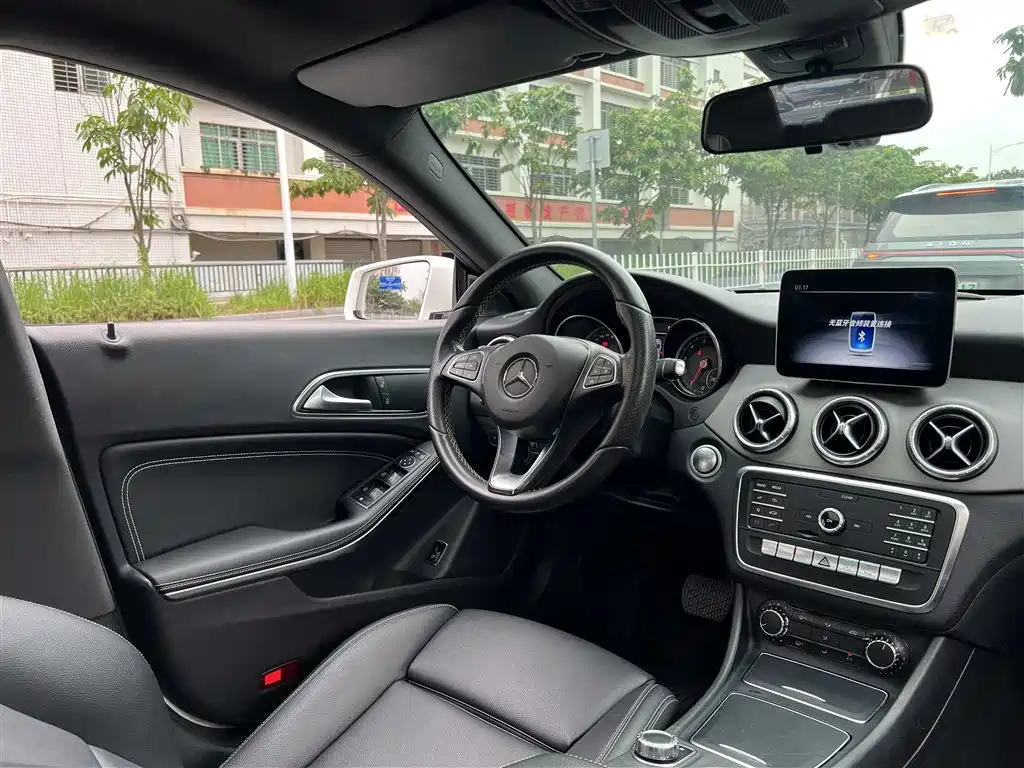 Mercedes-Benz CLA 2018 — фото 11