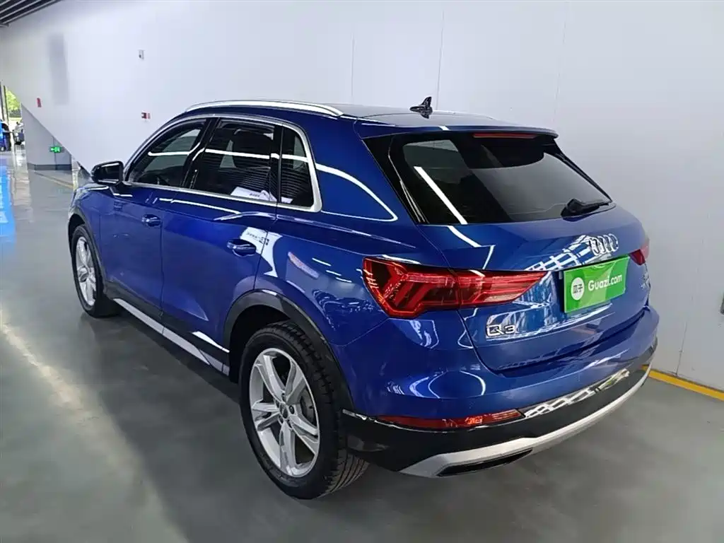 Audi Q3 2020 — фото 5