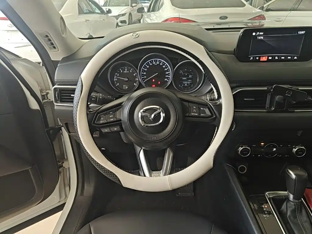 Mazda CX-5 2017 — фото 11