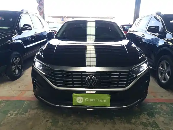 Volkswagen Passat 2022