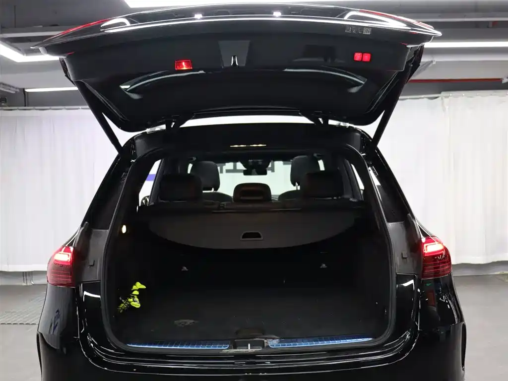 Mercedes-Benz GLE AMG 2025 — фото 28