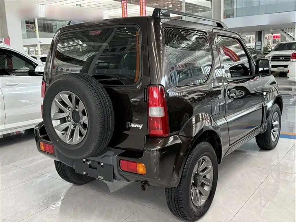 Suzuki Jimny 2018 — фото 8