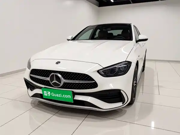 Mercedes-Benz C-Class 2022