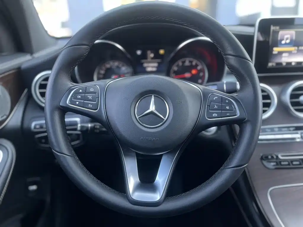 Mercedes-Benz GLC 2020