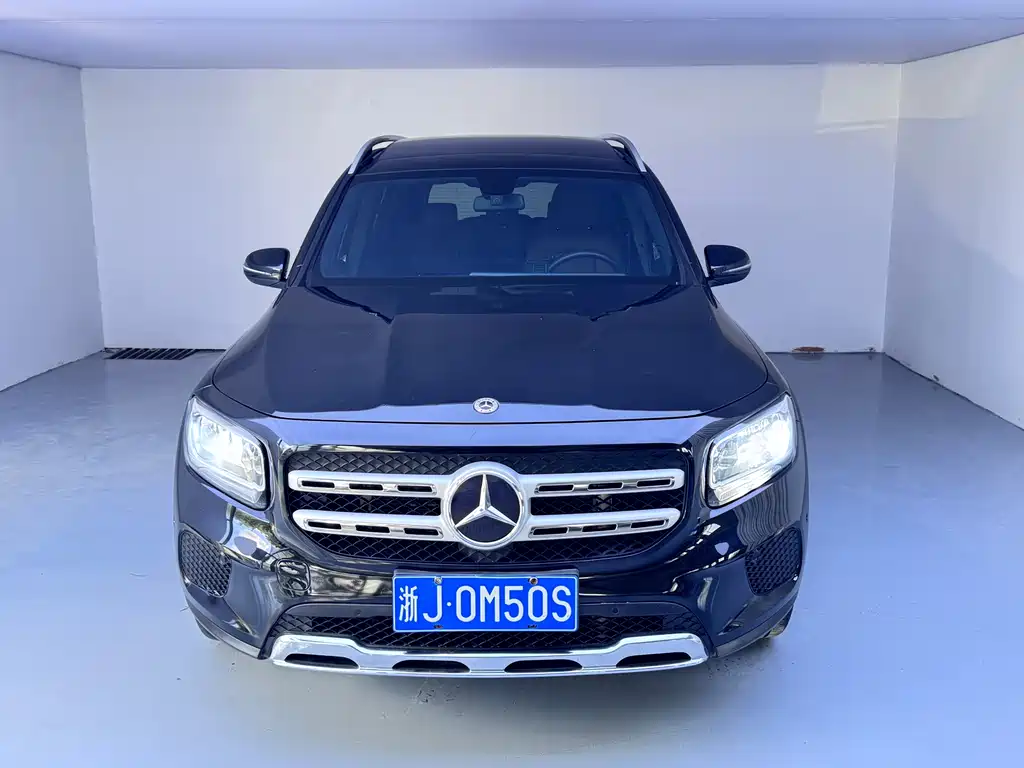 Mercedes-Benz GLB 2021