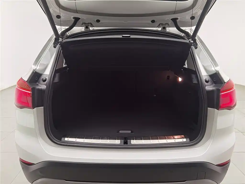 BMW X1 2017 — фото 16