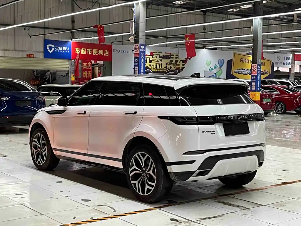 Land Rover Evoque 2021 — фото 14