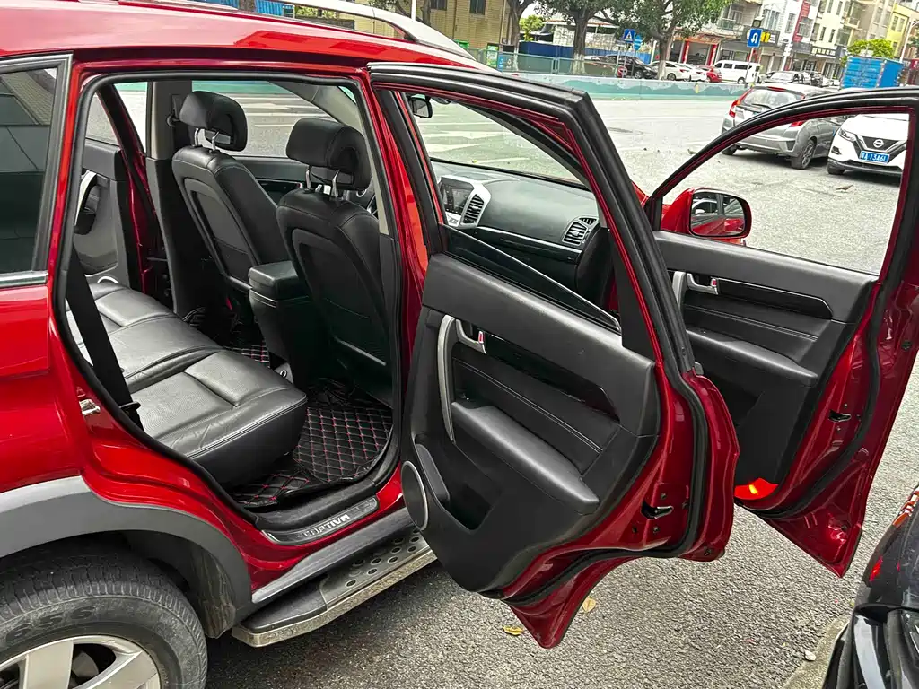 Chevrolet Captiva 2014 — фото 15