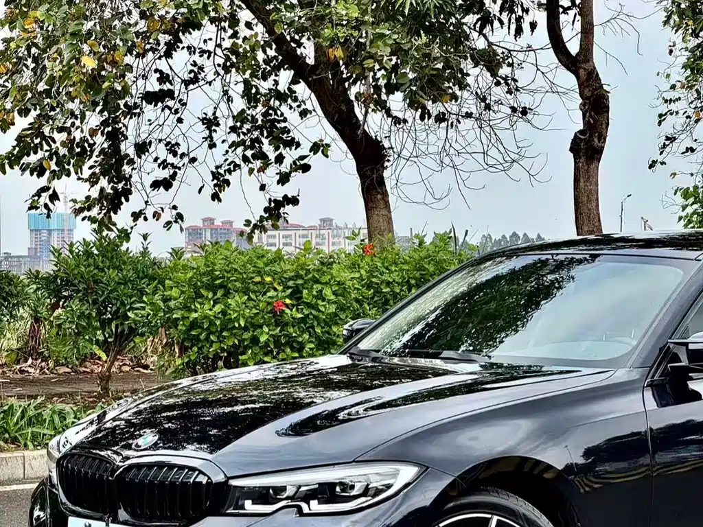 BMW 3 Series 2022 — фото 10