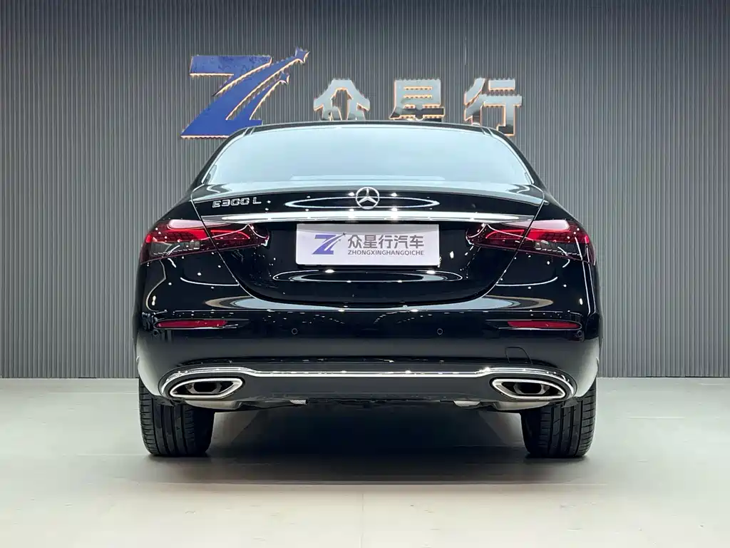 Mercedes-Benz E-Class 2023 — фото 4