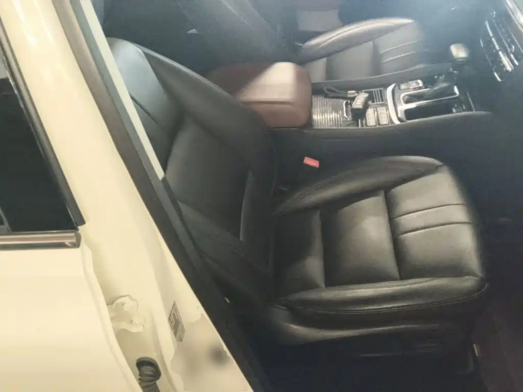 GAC Trumpchi GS8 2019 — фото 25