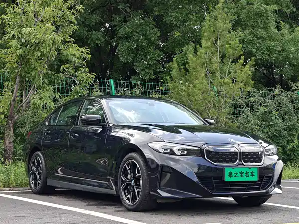 BMW i3 2024