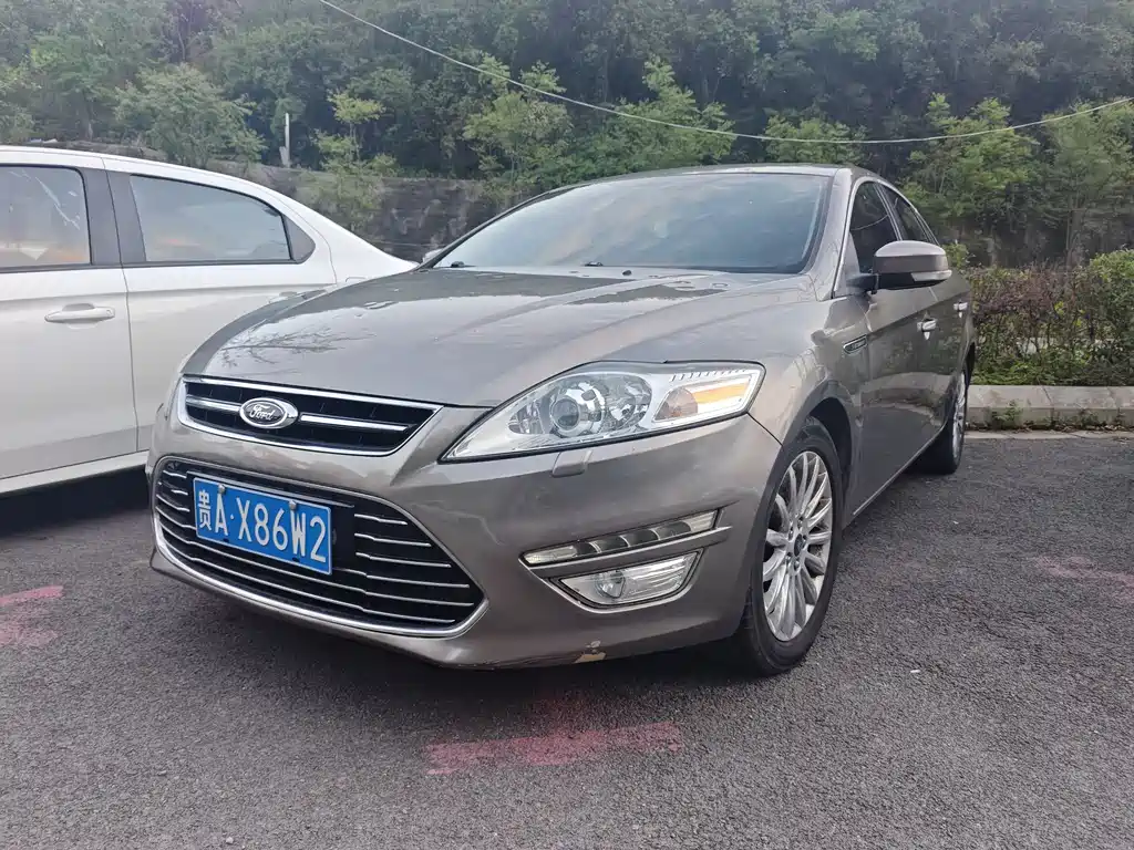 Ford Mondeo Zhisheng 2013