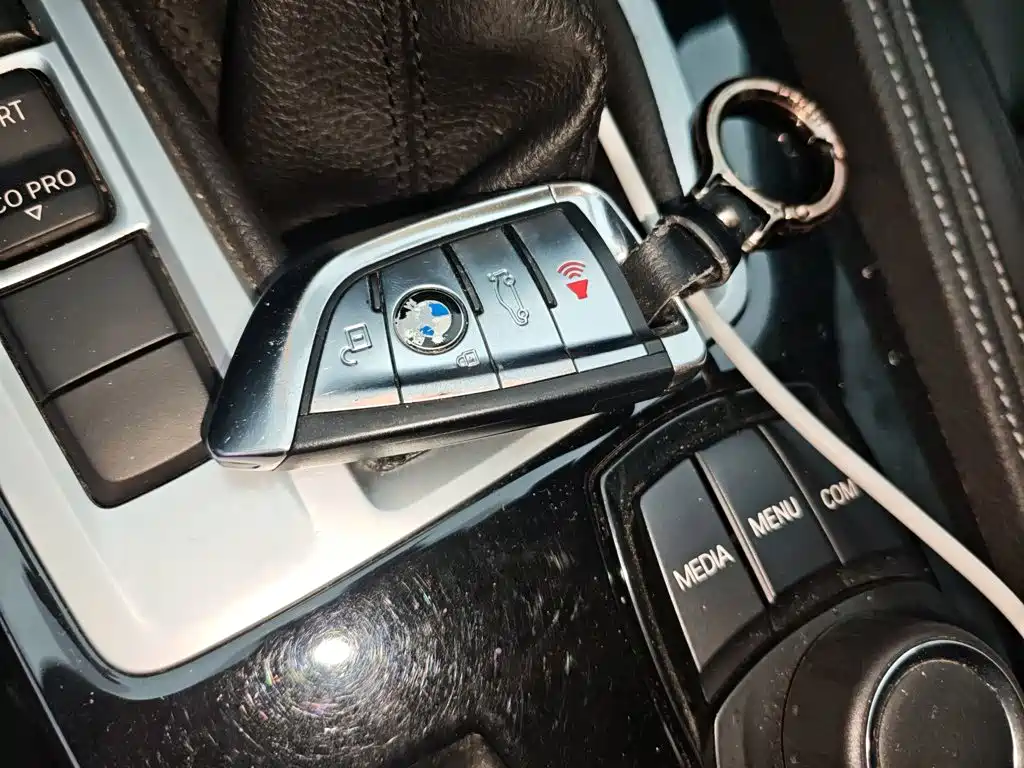 BMW 1 Series 2018 — фото 11