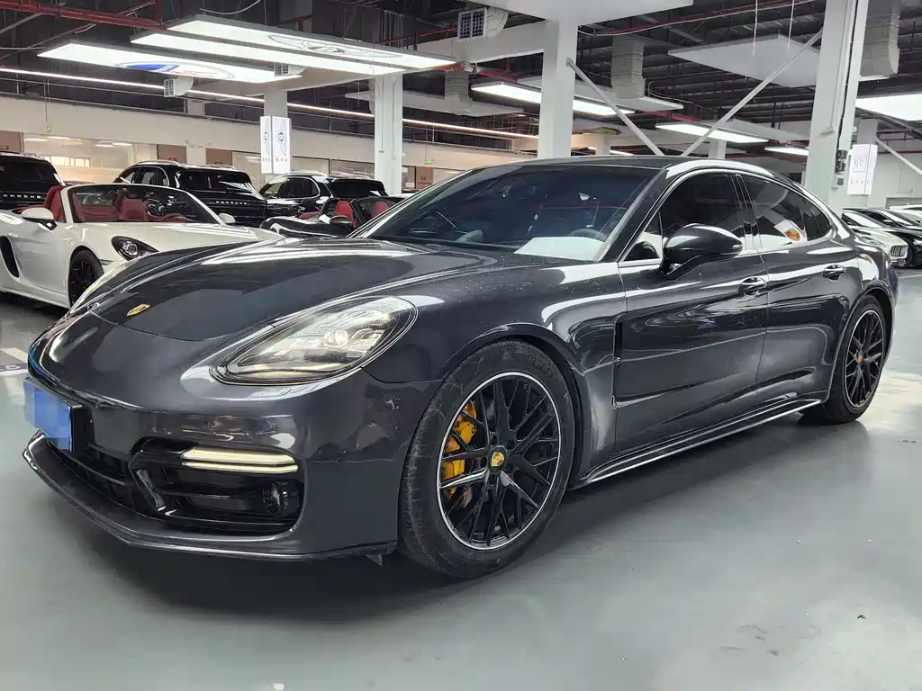 Porsche Panamera 2019