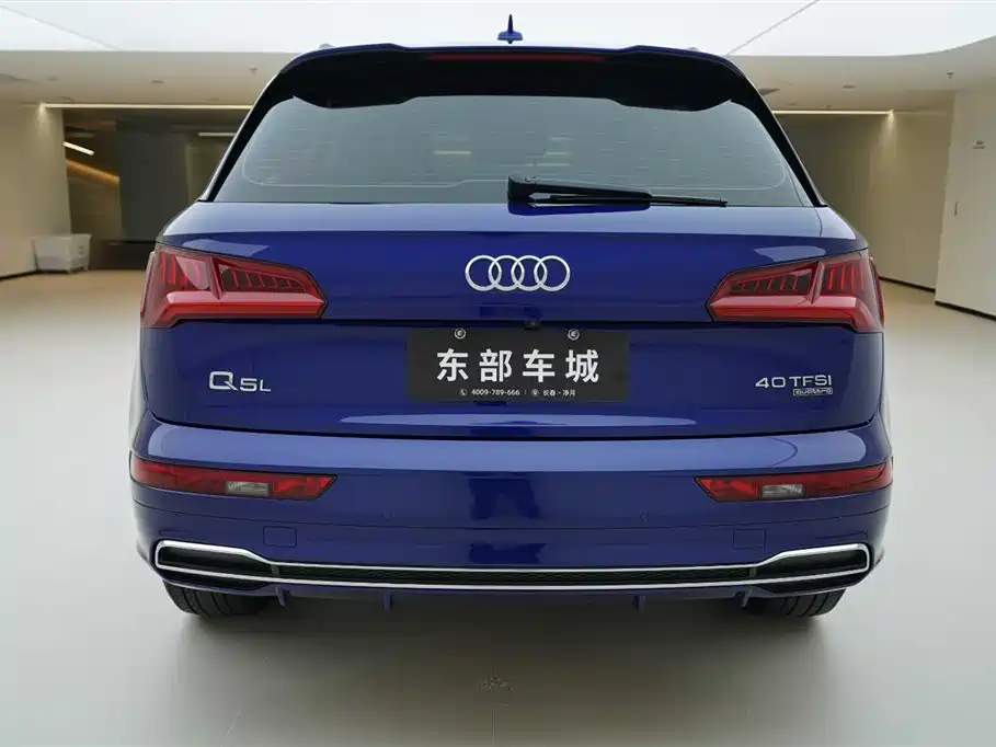 Audi Q5L 2018 — фото 5
