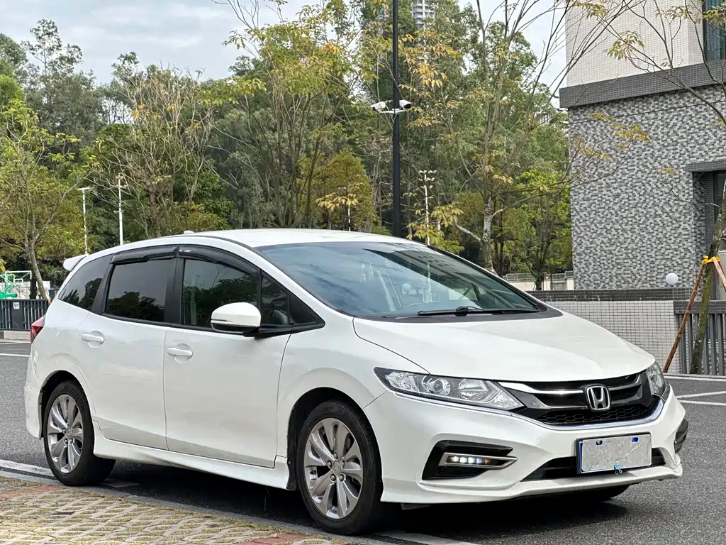 Honda Jade 2017 — фото 3