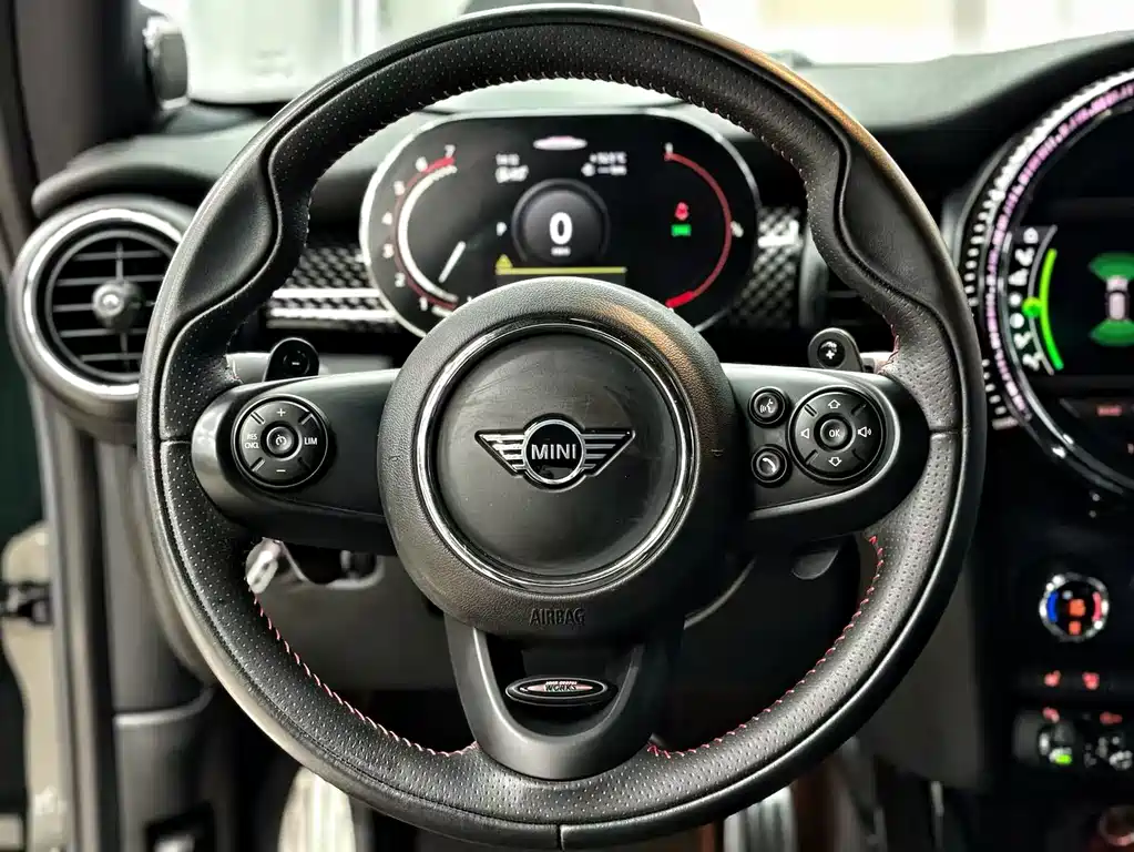 MINI JCW 2021 — фото 5