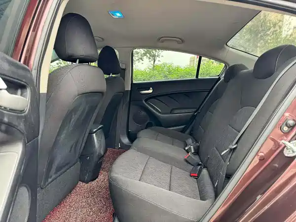 Kia K3 2013