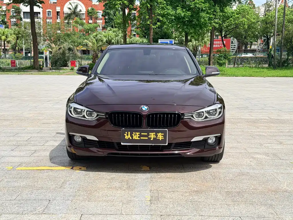 BMW 3 Series 2018 — фото 2